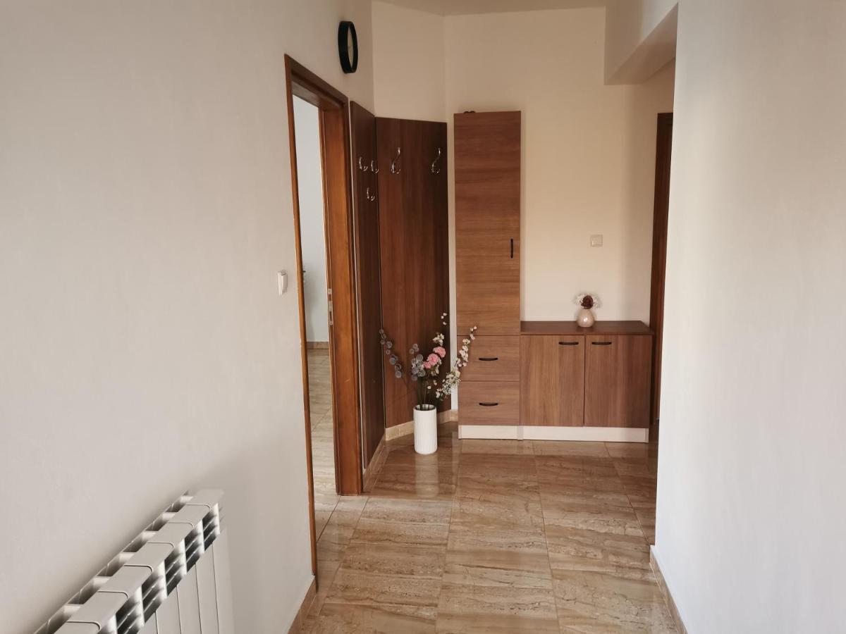 Apartman Martina Krsan Exterior photo