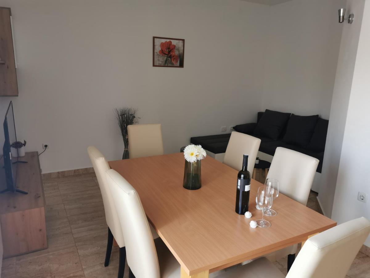 Apartman Martina Krsan Exterior photo