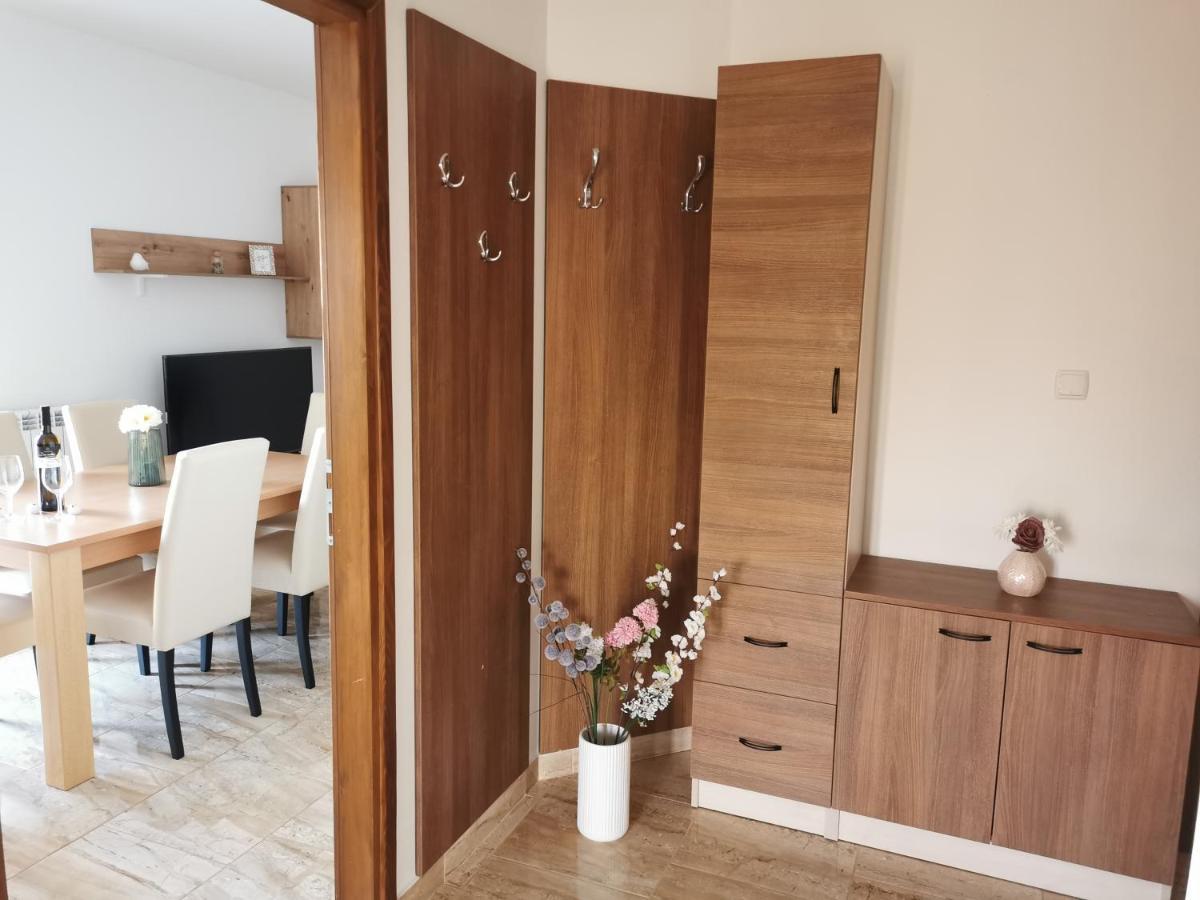 Apartman Martina Krsan Exterior photo